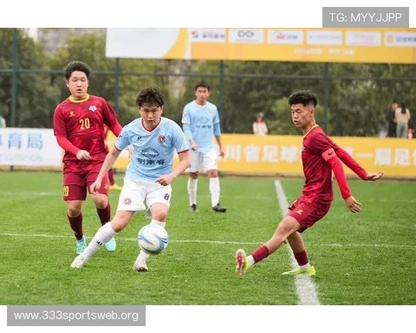 豪门体育深度解析豪门俱乐部的青训体系和未来发展战略，助力足球青训事业发展